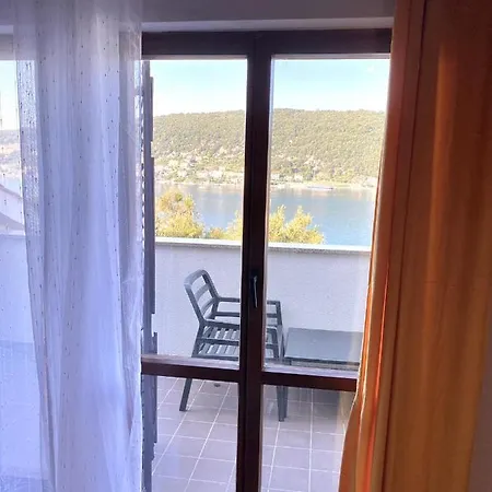 فندق مبيت وإفطار Apartements And Next To The Sea - Belveder Rab Sea And Sunset Wiew