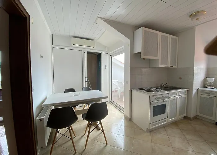Apartements And Next To The Sea - Belveder Rab Sea And Sunset Wiew Bed & Breakfast Supetarska Draga