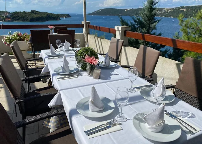 B&B Apartements And Next To The Sea - Belveder Rab Sea And Sunset Wiew 4*