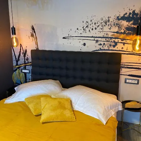 Apartements And Next To The Sea - Belveder Rab Sea And Sunset Wiew Bed & Breakfast 4*