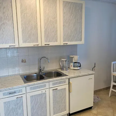 住宿加早餐酒店 Apartements And Next To The Sea - Belveder Rab 苏佩塔斯卡德拉加