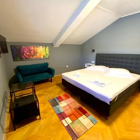 Apartements And Next To The Sea - Belveder Rab Bed and Breakfast *