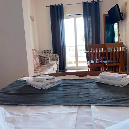 Apartements And Next To The Sea - Belveder Rab Sea And Sunset Wiew Bed & Breakfast 4*
