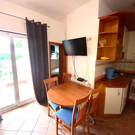 Apartements And Next To The Sea - Belveder Rab * سوبيتارسكا دراغا