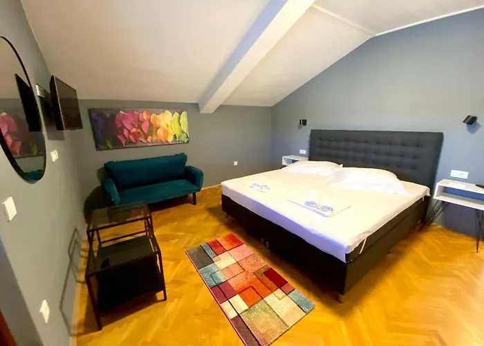 Apartements And Next To The Sea - Belveder Rab Sea And Sunset Wiew Bed & Breakfast 4*